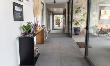 Casa en San Miguel de Allende: Elegancia y Confort en Viñedo Santísima Trinidad