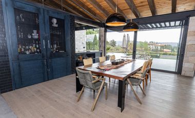 Casa en San Miguel de Allende: Elegancia y Confort en Viñedo Santísima Trinidad