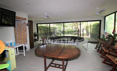 Casco Viejo: Esplendida casa en venta con bellos y generosos espacios