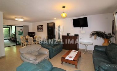 Casco Viejo: Esplendida casa en venta con bellos y generosos espacios