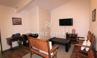 Casco Viejo: Esplendida casa en venta con bellos y generosos espacios