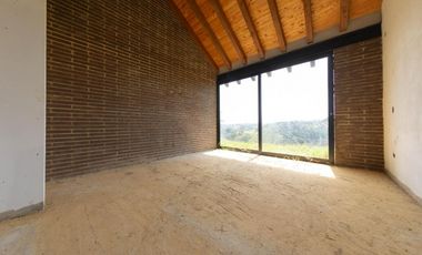 CASA INDEPENDIENTE EN SAN VICENTE LISTA PARA TERMINAR Y ESTRENAR