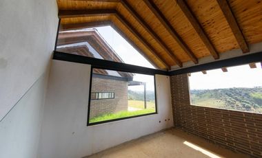 CASA INDEPENDIENTE EN SAN VICENTE LISTA PARA TERMINAR Y ESTRENAR