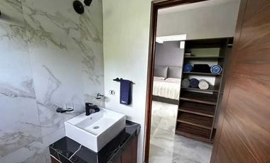 CASA EN VENTA AMUEBLADA EN CANCUN, ALDEA KIIN