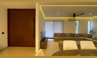 CASA EN VENTA EN PLAYA DEL CARMEN, MAYACOBA