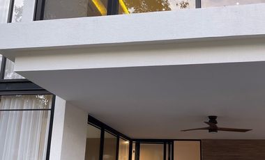 CASA EN VENTA EN PLAYA DEL CARMEN, MAYACOBA