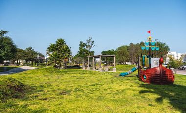 Venta de Terrenos en fraccionamiento  en Corregidora, Querétaro $980,000