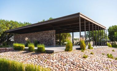Venta de Terrenos en fraccionamiento  en Corregidora, Querétaro $980,000
