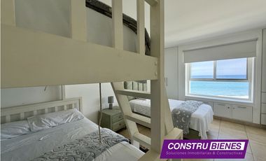 Departamento amoblado vista al mar Urb. Ciudad del Mar, Manta
