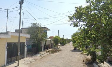 Casa en VENTA EN ITZICAB PALOMEQUE, a 20 min DEL AEROPUERTO