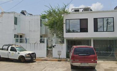 CASA EN VENTA ROSA, TULIPANES, TÚXPAM VERACRUZ.