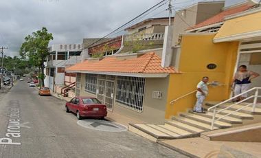 CASA EN VENTA PARQUE DE LAS AMERICAS, POZA RICA DE HIDALGO VERACRUZ