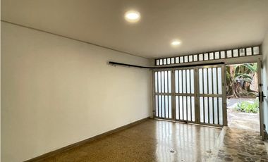 Casa Comercial Laureles