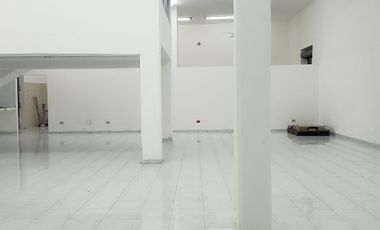 SE VENDE COMO TERRENO PASEO DE MONTEJO