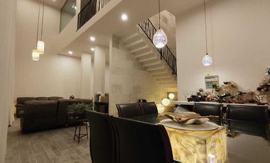 Venta Residencia de Autor en Jade Sur, Zibata, Queretaro