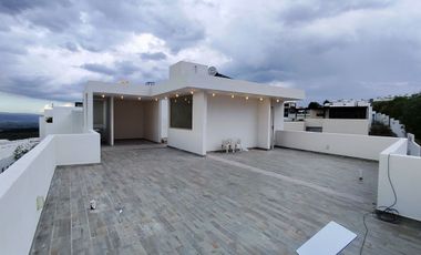 Venta Residencia de Autor en Jade Sur, Zibata, Queretaro