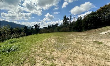 Venta De Lote En El Retiro