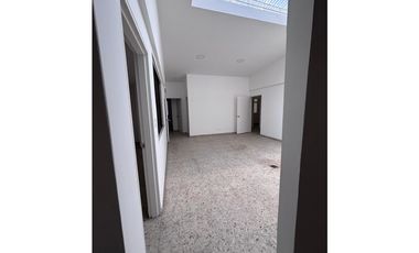 ALQUILA CASA CORPORATIVA PRADOS DEL NORTE