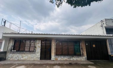 ALQUILA CASA CORPORATIVA PRADOS DEL NORTE