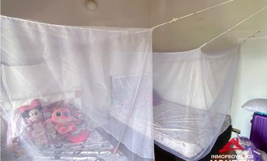 Vista🔥 Finca en la vía Alcalá-Cartago