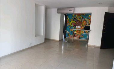 Se alquila apto en granada cali
