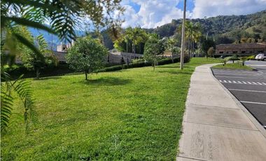 Venta de Apartamento Unidad Cerrada con Excelentes Zonas Verdes