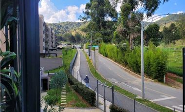 Venta de Apartamento Unidad Cerrada con Excelentes Zonas Verdes