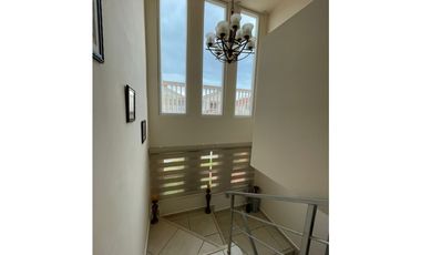 SE VENDE CASA BRISAS HEIGHT BRISAS DEL GOLF