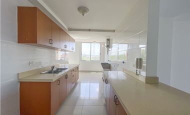 Venta de Apartamento en Colón  PH Silver City.
