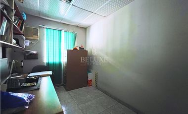 VENTA DE CASA COMERCIAL/ LOTE ZONIFICACION MP-RM3C2, BELLA VISTA (8)