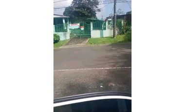 ALQUILO LOCAL EN CHORREA EL CARMEN