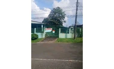 ALQUILO LOCAL EN CHORREA EL CARMEN
