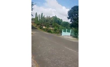 ALQUILO LOCAL EN CHORREA EL CARMEN