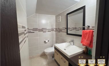 Venta de Casa Modelo Lyon con Piscina Versalles 1 Panamá