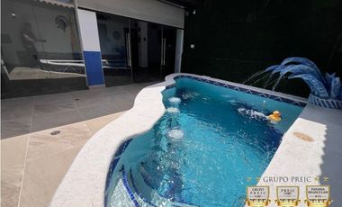 Venta de Casa Modelo Lyon con Piscina Versalles 1 Panamá