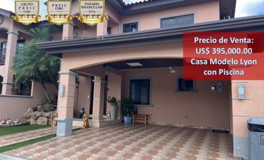 Venta de Casa Modelo Lyon con Piscina Versalles 1 Panamá