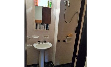 DEPARTAMENTO 4 AMBIENTES C/COCHERA SEMI CUBIERTA FIJA