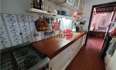 Casa en Venta - Zona Golf - Construcción Solida - Excelente Estado