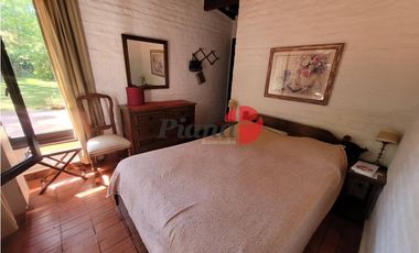 Casa en Venta - Zona Golf - Construcción Solida - Excelente Estado