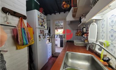 Casa en Venta - Zona Golf - Construcción Solida - Excelente Estado