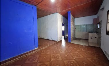 Casa 1 dormitorio con posibilidad de 2 a buen precio!