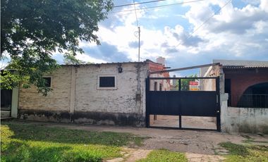 Casa 1 dormitorio con posibilidad de 2 a buen precio!