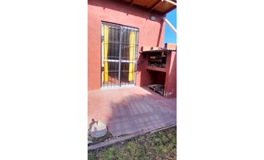 CASA 3 AMB con GARAJE/QUINCHO y GRAN PARQUE - zona ALFAR