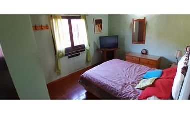 CASA 3 AMB con GARAJE/QUINCHO y GRAN PARQUE - zona ALFAR