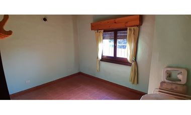 CASA 3 AMB con GARAJE/QUINCHO y GRAN PARQUE - zona ALFAR