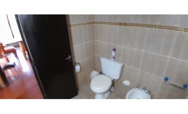 CASA 3 AMB con GARAJE/QUINCHO y GRAN PARQUE - zona ALFAR