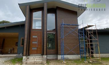 Parcela en Venta en Casa 318 m2 - Polincay camino a Correntoso