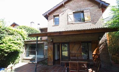 Casa en  Lomas de San Isidro