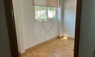 Oficina en renta en Barrio Santa Catarina