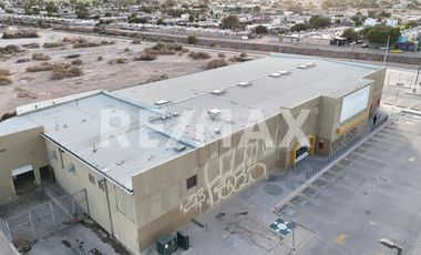 EDIFICIO EN RENTA DE 2,065.17 M2, MEXICALI, B.C.